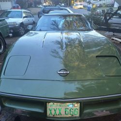 84 Corvette Qq