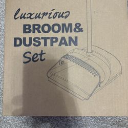 Luxurious Broom & Dustpan Set - New
