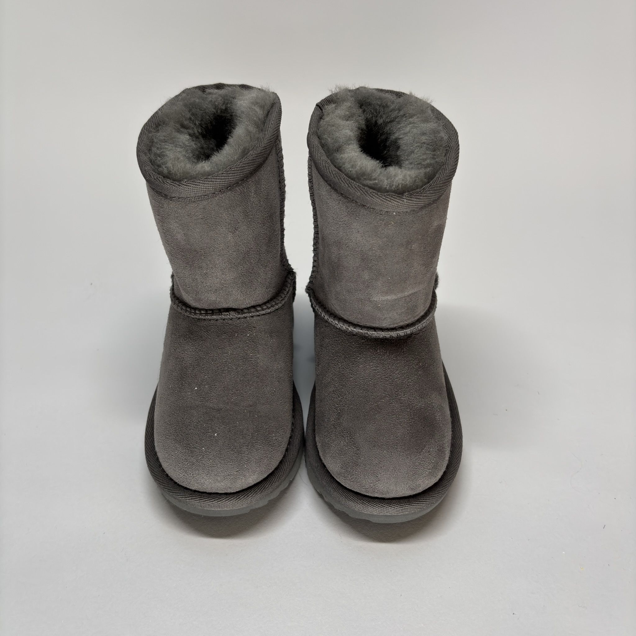 Uggs Toddler Boots ( Girls) 