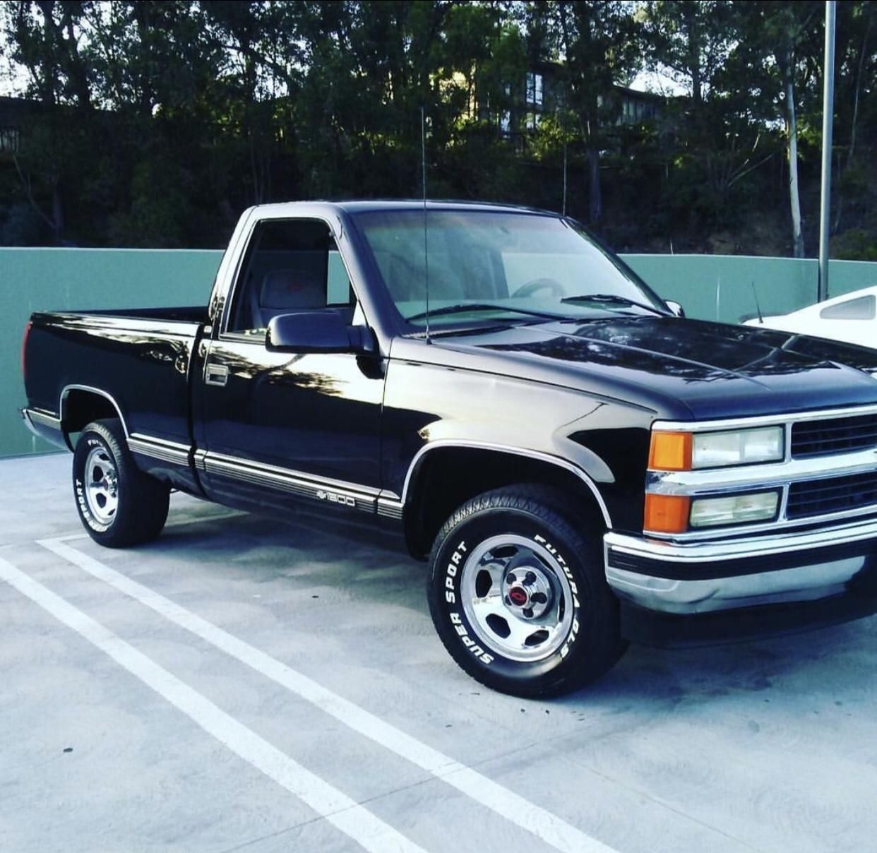 1998 Chevy Silverado Single Cab Short Bed 2WD