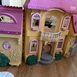 Kids Doll House