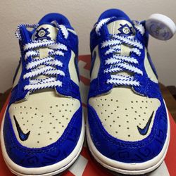 Nike Dunk ‘Jackie Robinson’ GS - Size 4Y