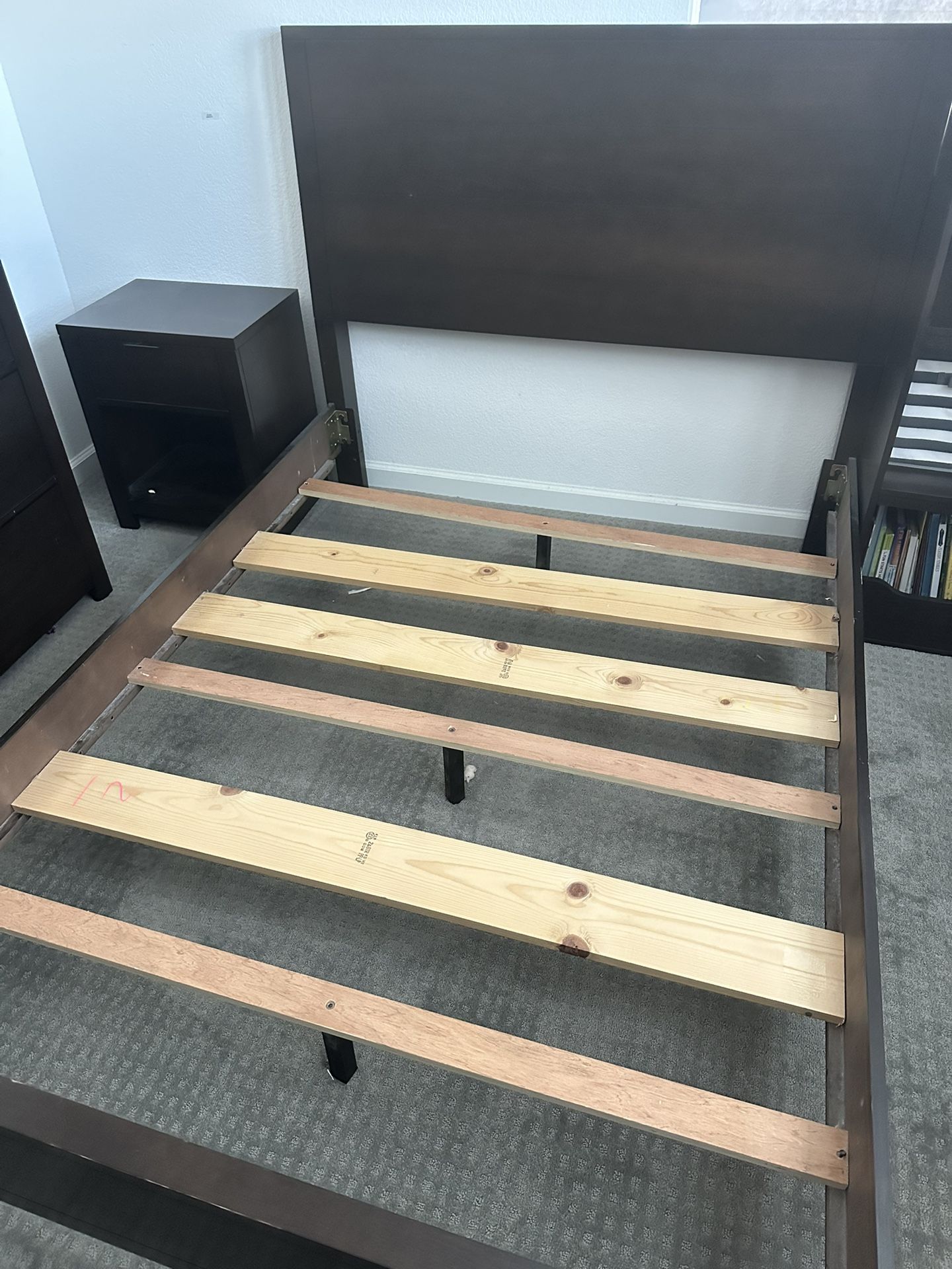 Macy’s Tribeca Bed Frame (full)