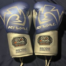 Rival Rs100 Boxing Gloves 
