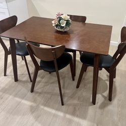 Dining Table And 4 Chairs