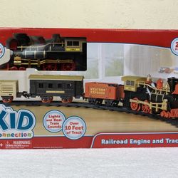 Kid Connection Railroad Engine And Tracks - New In Box