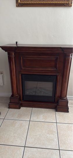 Mueble con chimenea