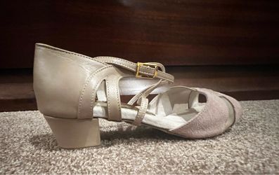 Dance Shoes, Size 8