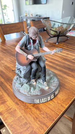 The Last of Us Part II Ellie Statue Figure
