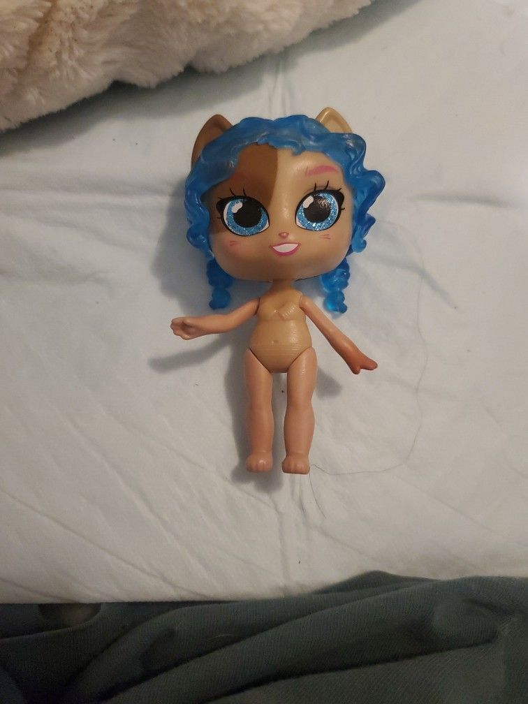 Kitten Catfe Purrista Soda Pop Figure Blue Hair
