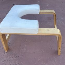 Feet up Trainer Yoga headstand Bench