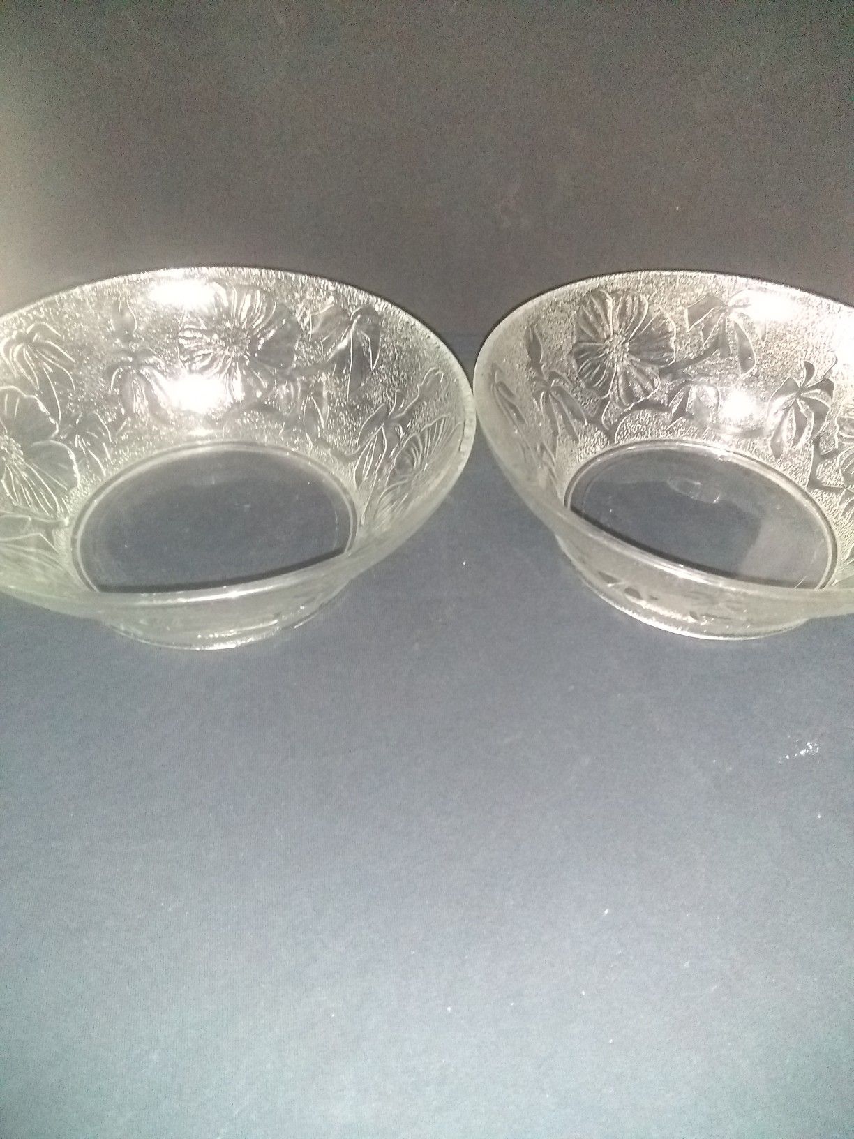 Indonesia Glass bowls