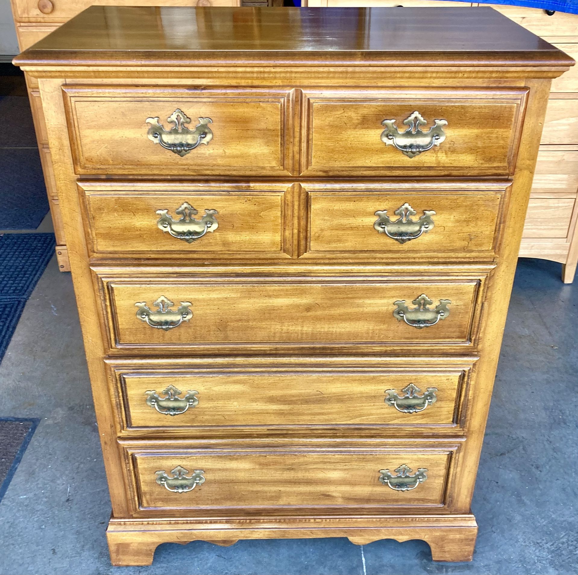 American Drew 5 Drawer Dresser Chest of Drawers