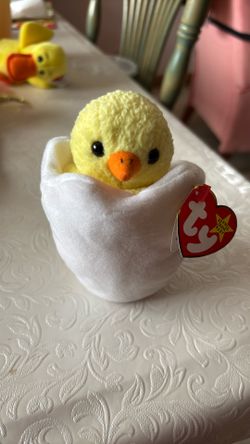 Beanie Baby “Eggbert”