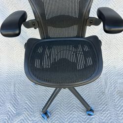 Herman Miller Classic Size A