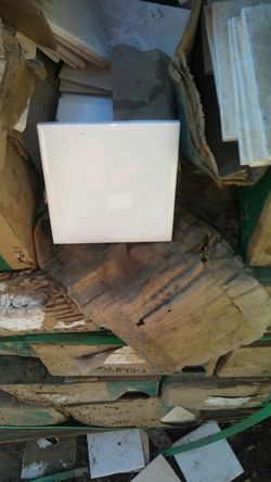 Pallet of tile