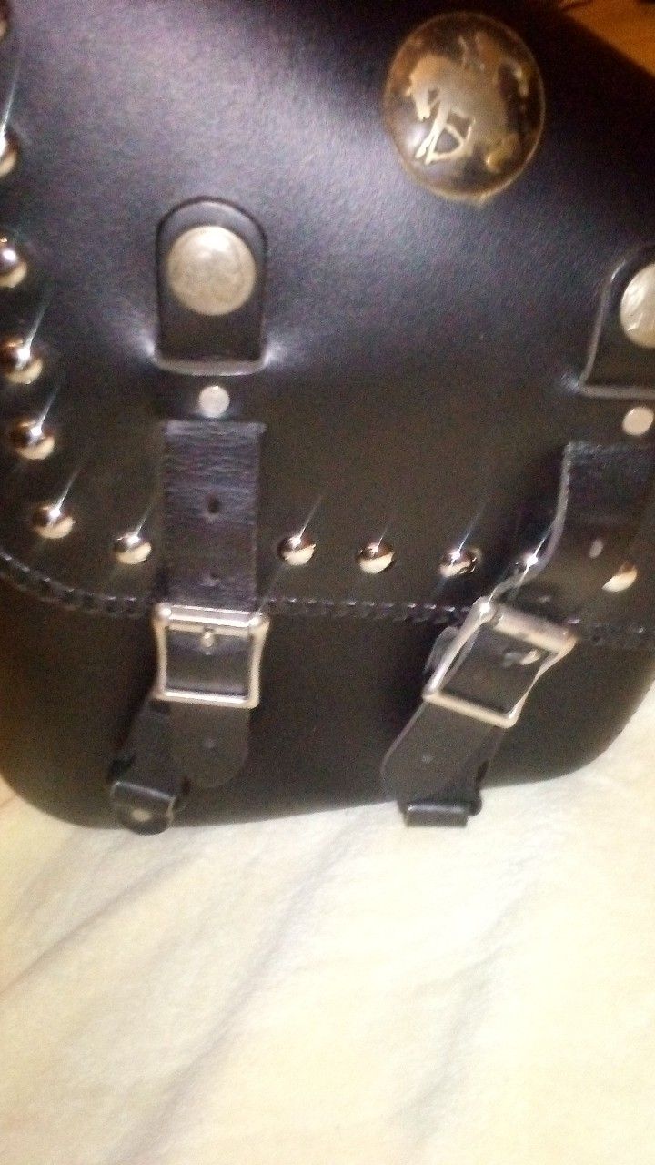 Leather Slant Saddle Bag