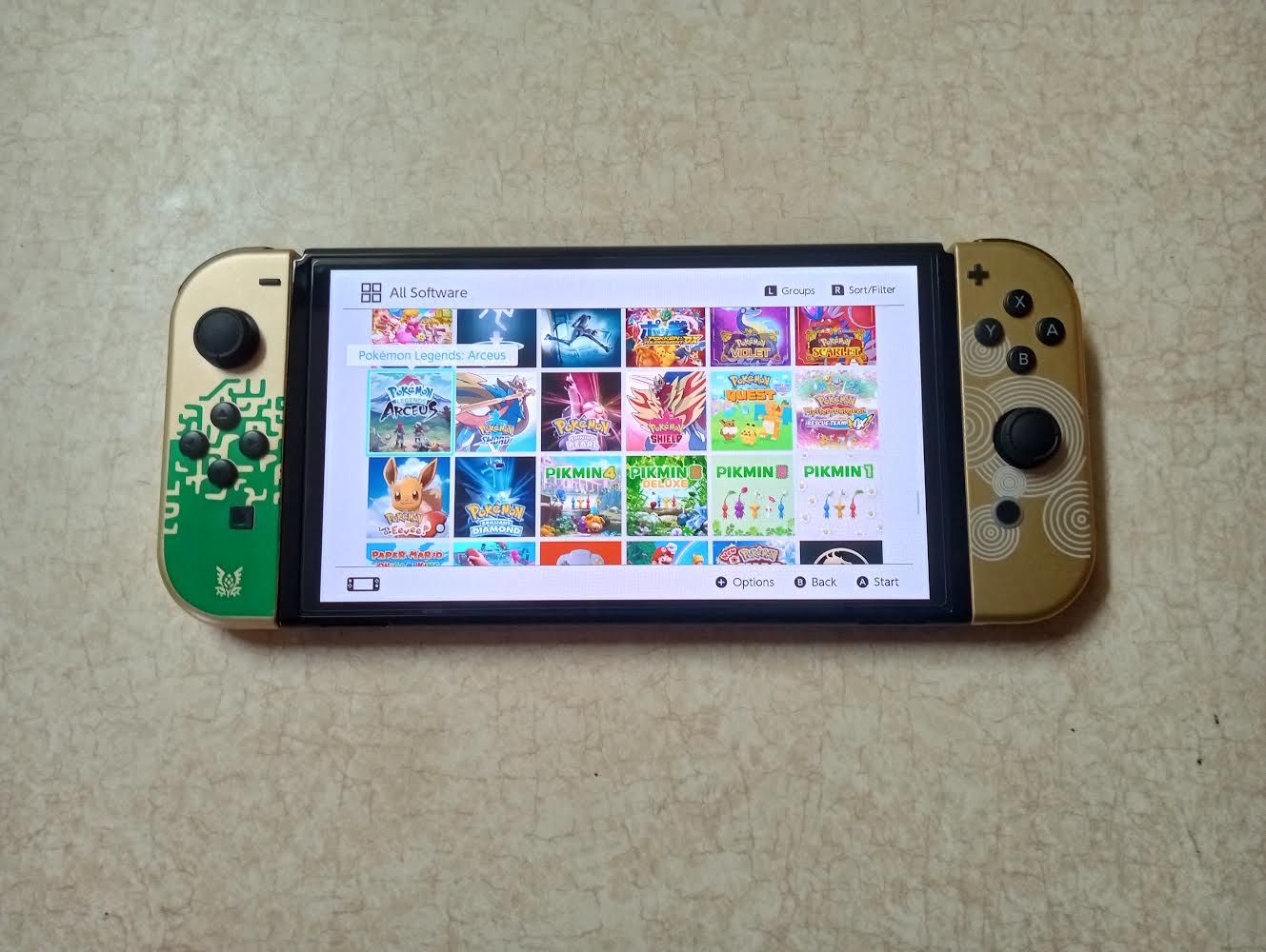 NINTENDO SWITCH OLED with 512GB SD LOADED with over 7500 GAMES