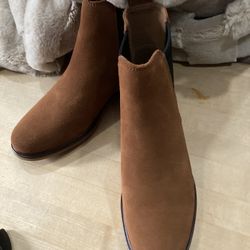 Clarks Ria Chelsea Tan Leather Slip On Ankle Boots Women's Sz 9 M