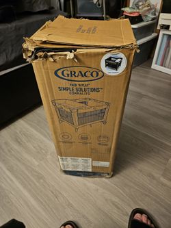 Pack N play by Graco