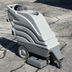 Professional Carpet Cleaning Equipment Extractor