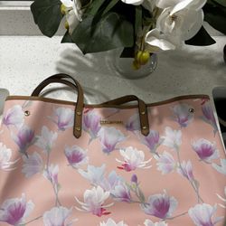 Stella And max Brand Beautiful Large Peach Color With Flower Tote Shoulder Bag