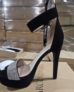Women’s shoes