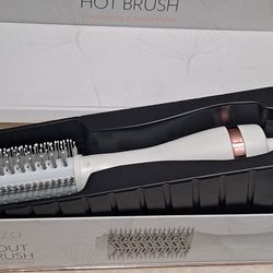 Blouw Out Hot Brush