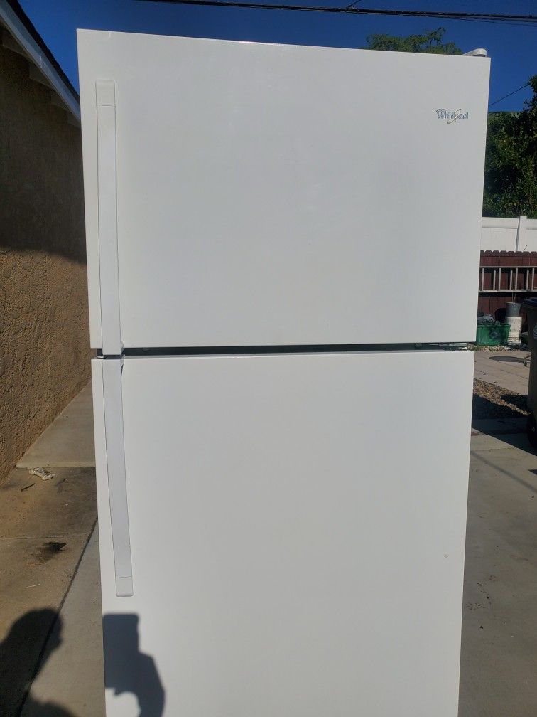 Whirlpool 30 Inch Refrigerator