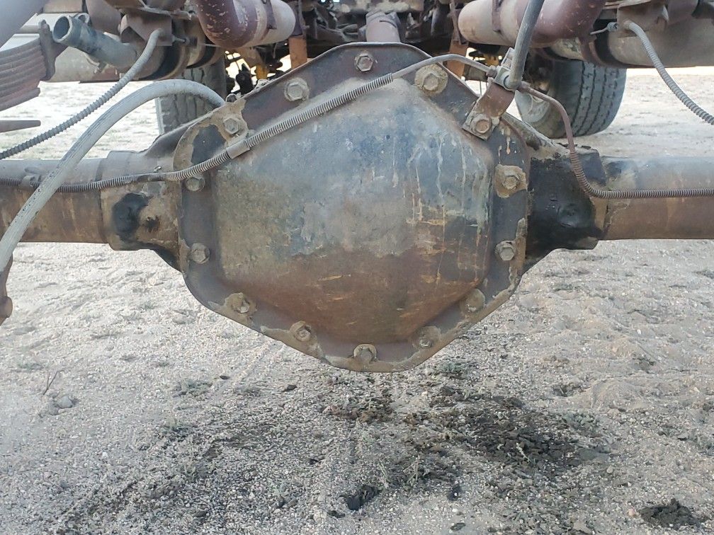 Full-Float 14-bolt rear axle
