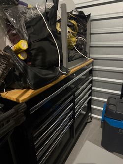 Husky Tool Chest with Wood Top