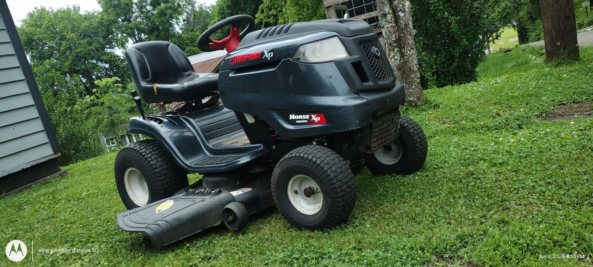 Troy Bilt XP Horse 22hp Kohler Engine 46" Cut Hydrostatic Drive $350