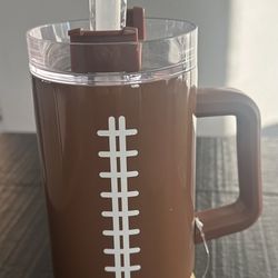 New 33.5 Ounce Robert Stanley Stainless Football Tumbler.. Price On Tag $25.99