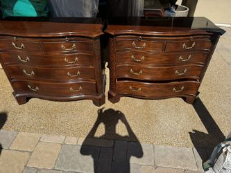 Dressers & Coffee Tables