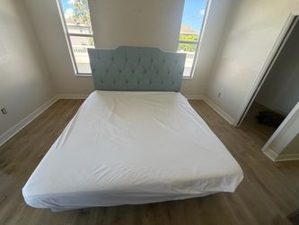 Tufted Upholstered Headboard with Mattress