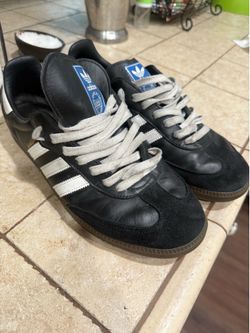 Adidas sambas black