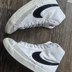 Nike Blazer Sz 6.5 $20