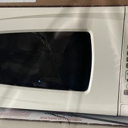Rival 0.7 Cu. Ft. Digital Microwave Oven