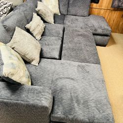 Double Chaise Stunning Sectional!