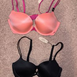 Brand new With Tags 32D Victoria's Secret Very Sexy Line Bras for Sale in  Las Vegas, NV - OfferUp