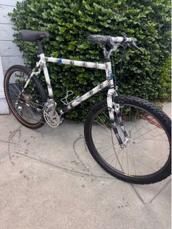 Asahi road bike men’s  18 in frame