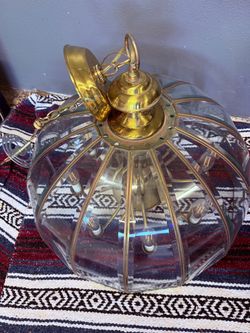 Hanging light fixture