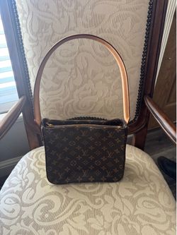 Louis Vuitton Looping MM