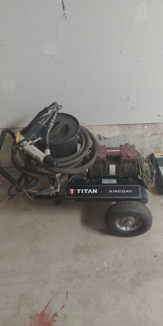 Titan GM5000 aircoat electrostatic paint sprayer