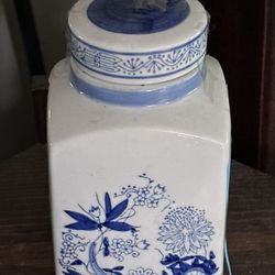 Delphi Blue Patter Canister Oriental Ceramic