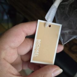 Michael Kors Outlet
Jet Set Travel Signature Logo Smartphone Wallet