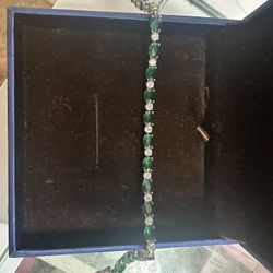Emerald with white crystal sterling silver bracelet