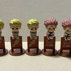 Jujutsu Kaisen Mini Figures With Sign 