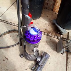 Animal 3 + Dyson ball vacuum cleaner retail $300v