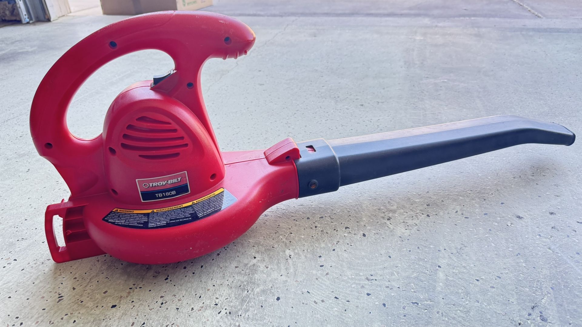 π Troy-Bilt Leaf Blower β $20 (Pickup ONLY)
